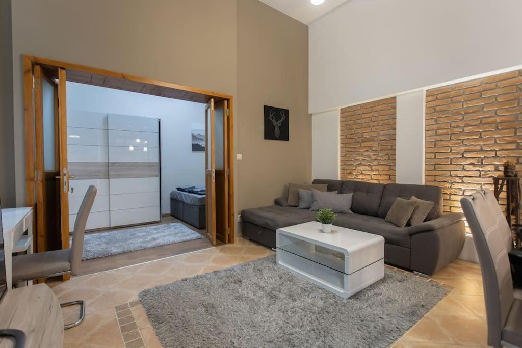 Quiet And Stylish City Park Flat Apartamento *