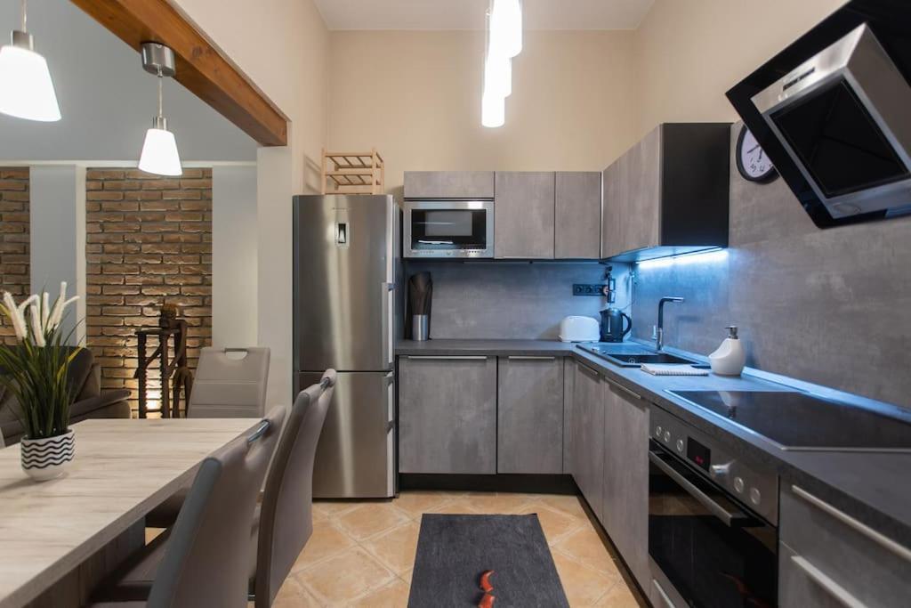 Apartamento Quiet And Stylish City Park Flat Budapeste