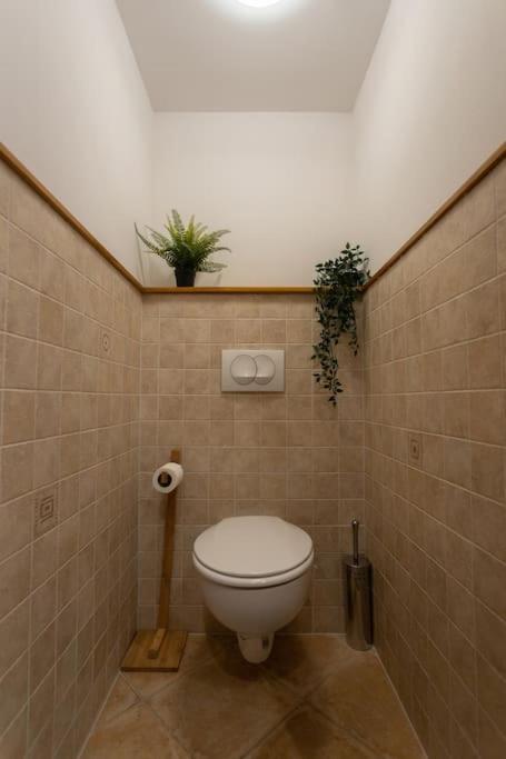 Quiet And Stylish City Park Flat * Budapeste